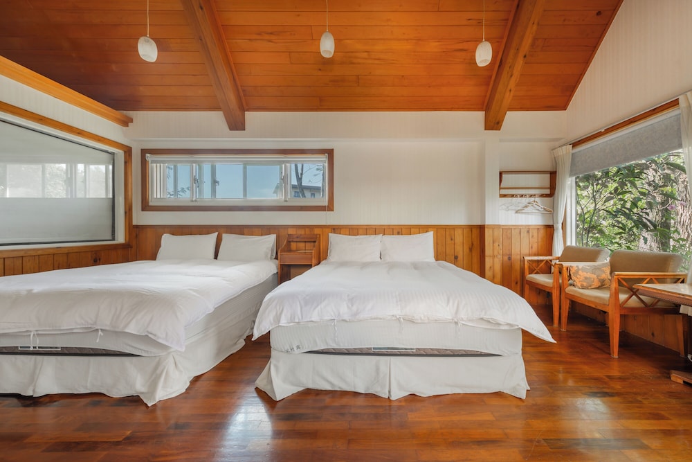 1 BEDROOM, DELUXE, CHALET