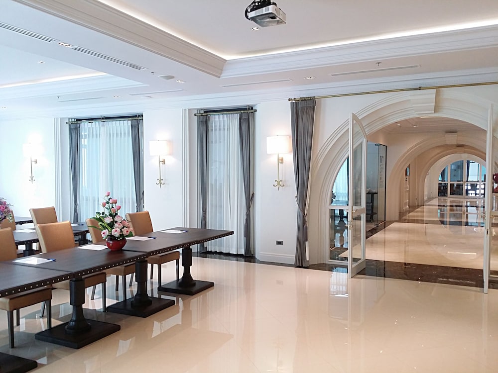 SN PLUS HOTEL 25/44