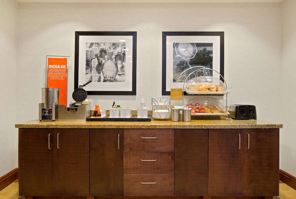 Hampton Inn Suites Walla Walla 36/48