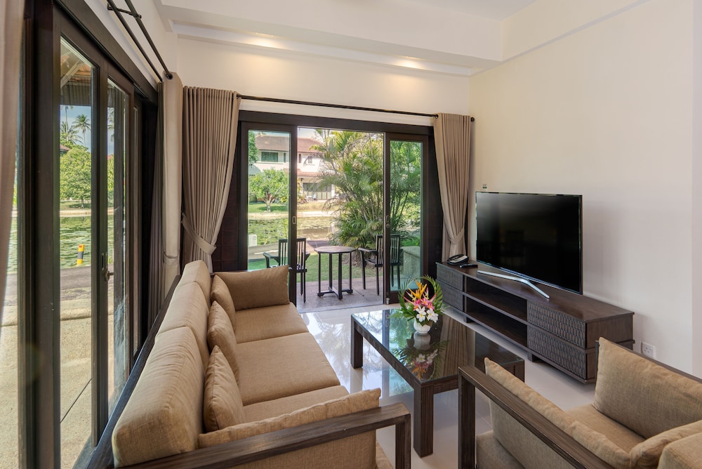 Banyu Biru Villas 30/50