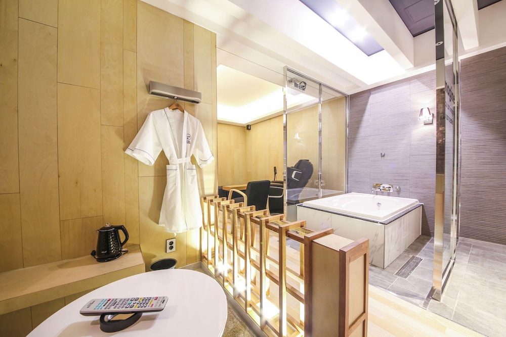 Hotel Yeogiuhtte Seodaegu 44/50