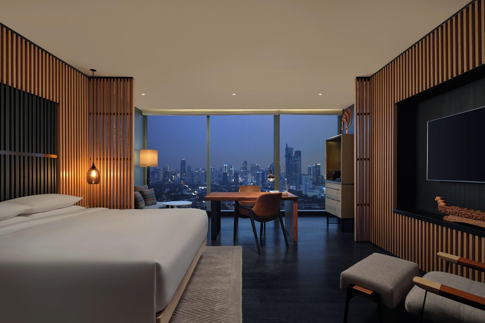Room, Skyline View