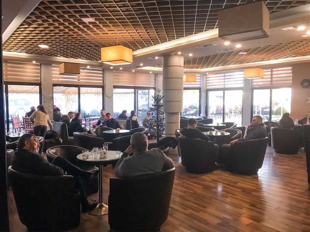 Hotel Argenti Shkoder 38/48