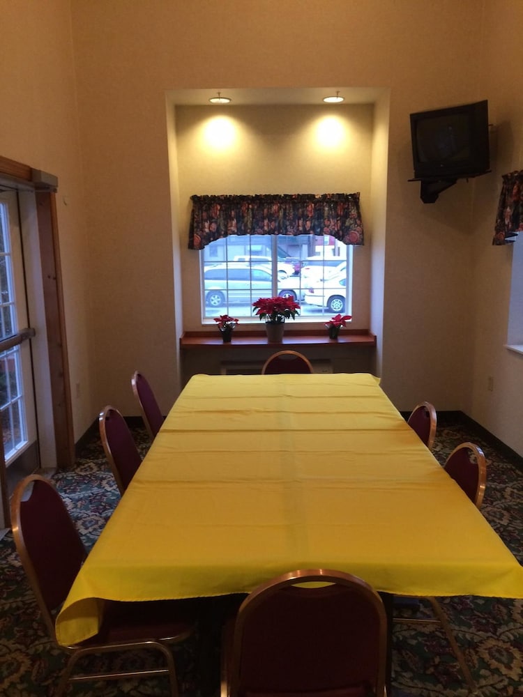 Inn At the Finger Lakes 26/33