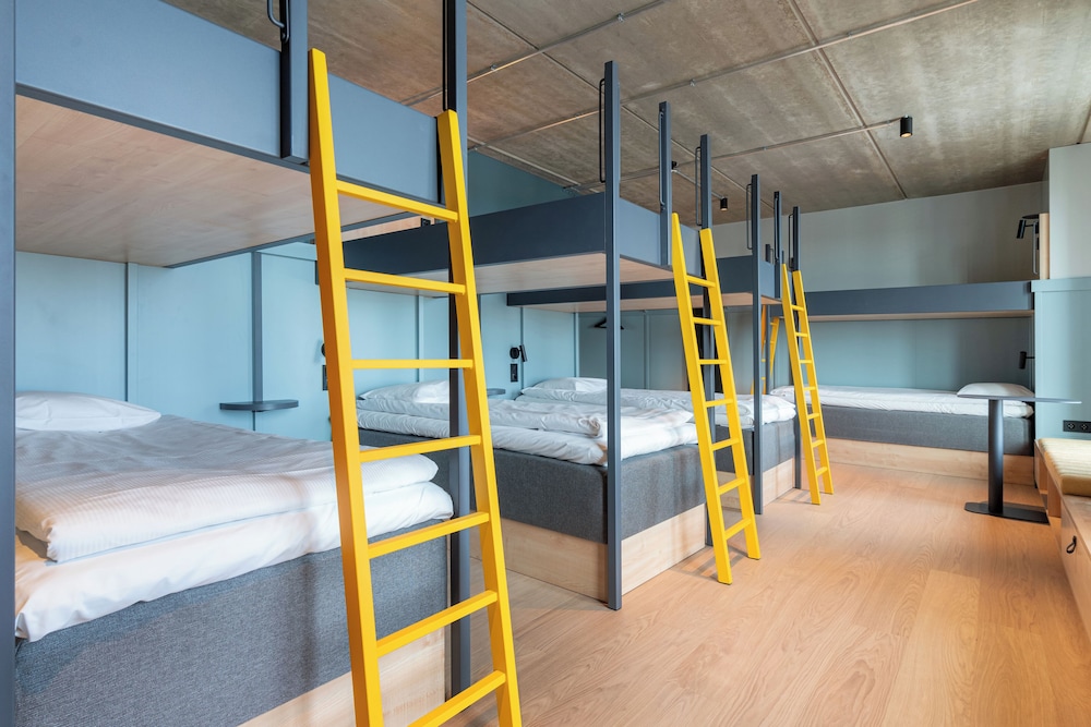 Comfort Hotel Helsinki Airport 23/43