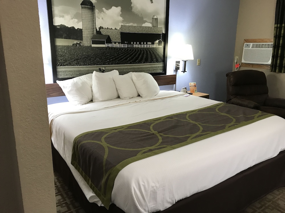 Days Inn by Wyndham Omaha/West Dodge 13/24