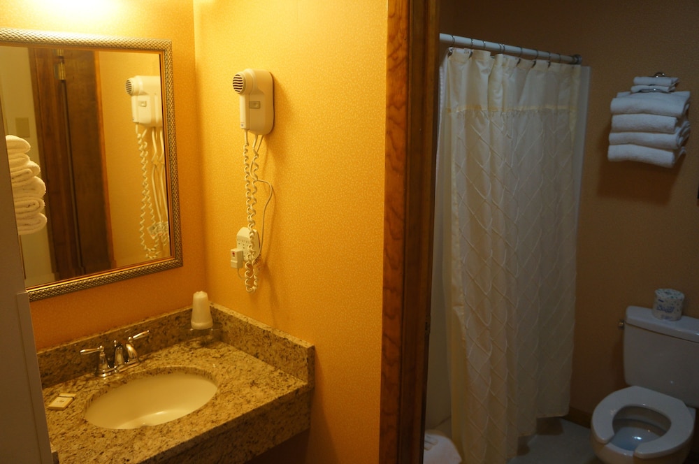 Greenbrier Inn Killington 50/50