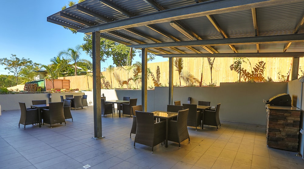 Gladstone Central Plaza 43/60