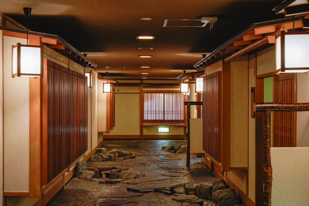 Joshinnosato Hibikino 34/42
