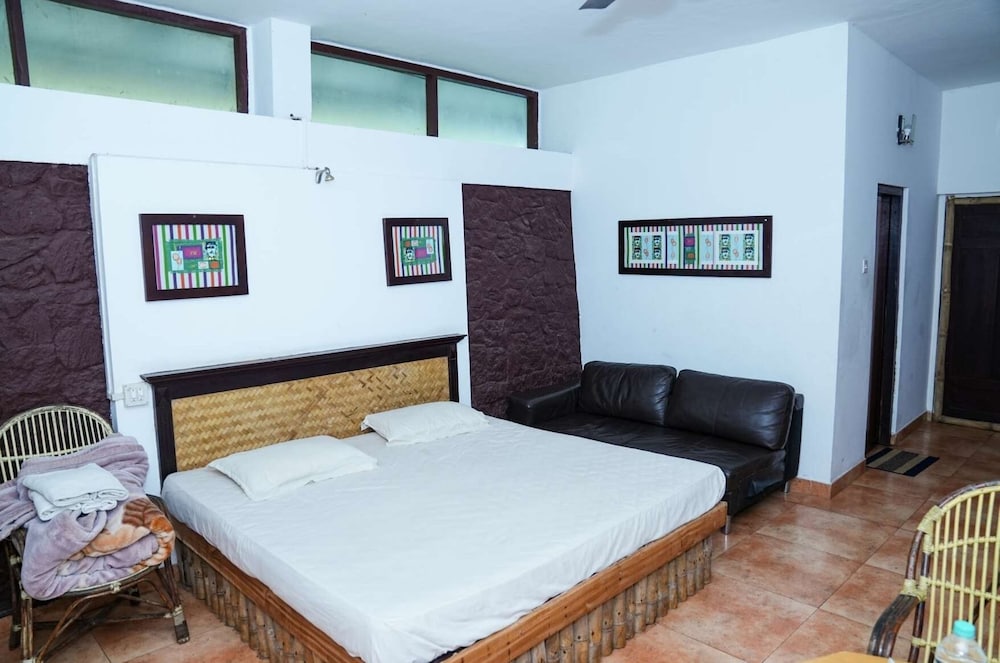 PUNARJANI AYURVEDIC RESORTS 16/64
