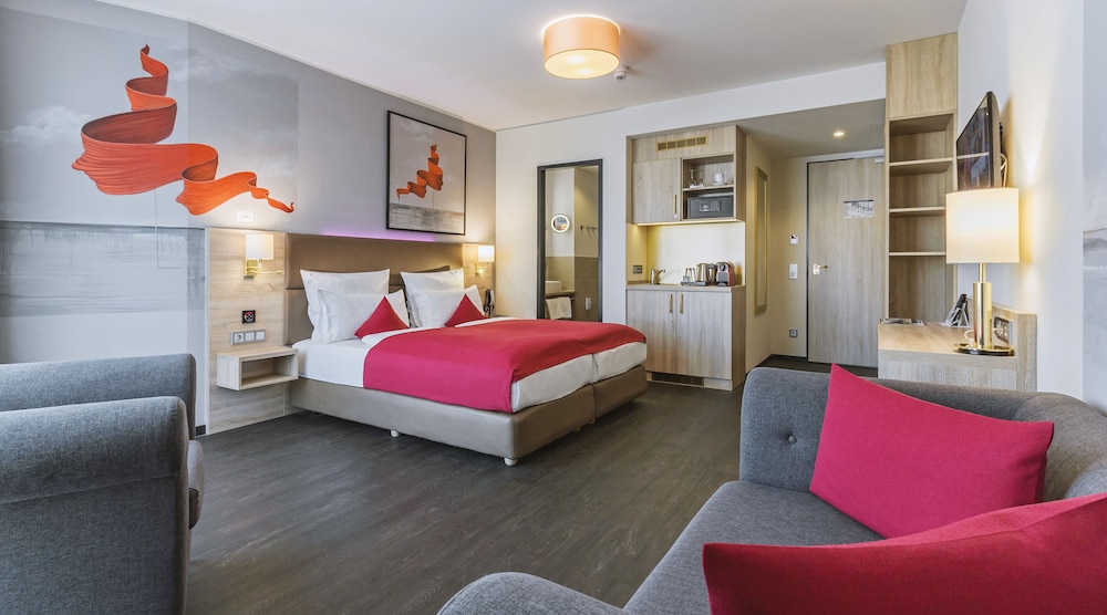 STAY! Hotel Boardinghouse 35/61