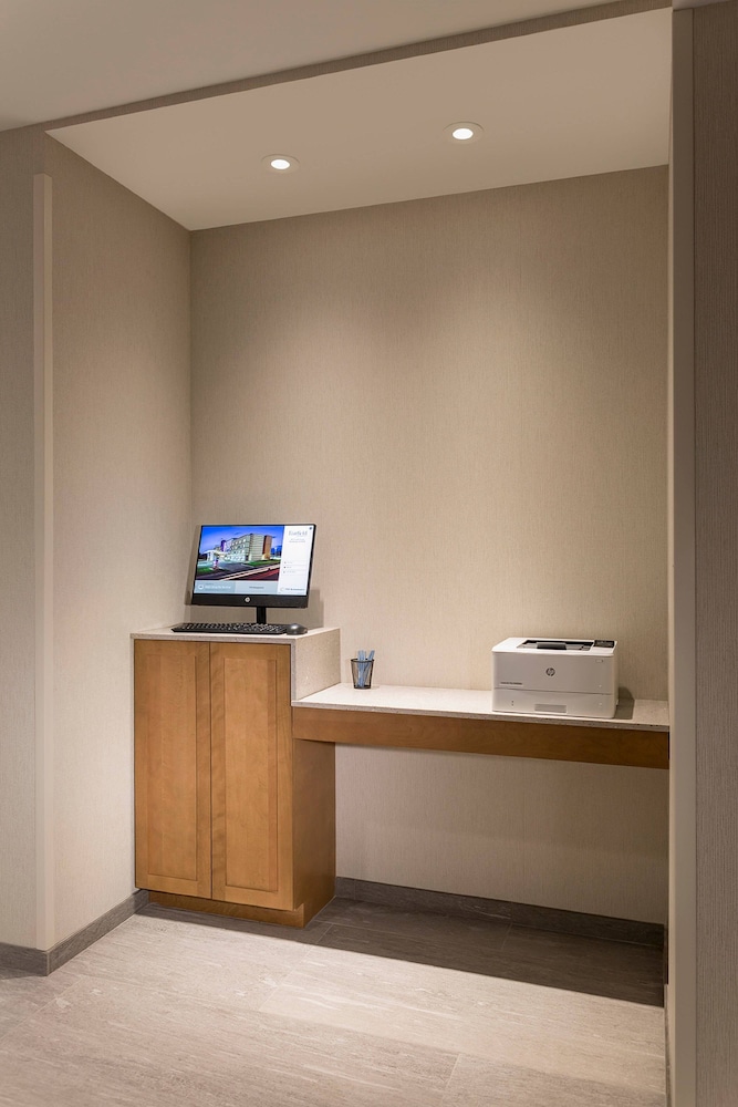 Fairfield Inn & Suites By Marriott Des Moines Downtown 7/31