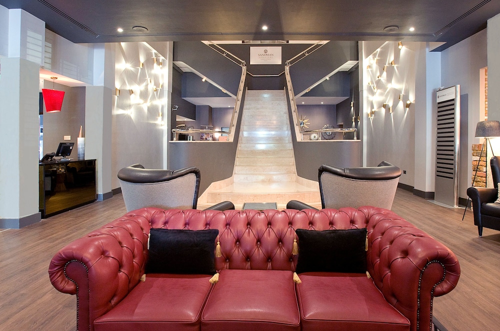 Sandman Signature London Gatwick Hotel 58/85