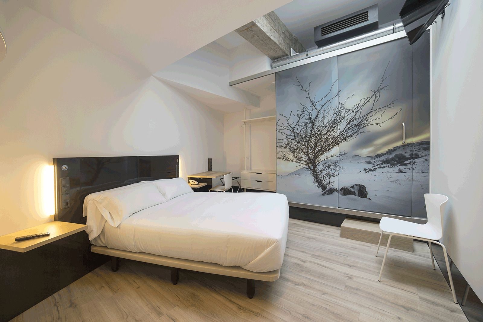 Economy, Double Bed
