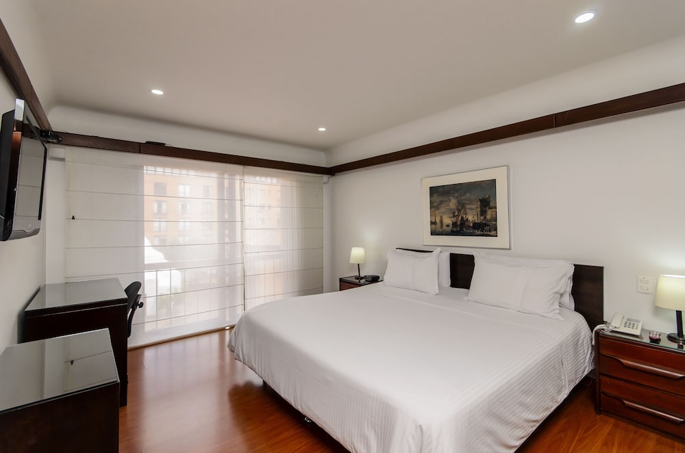 TRAVELERS APARTAMENTOS Y SUITES CONDOMINIOPLENITUD 12/67