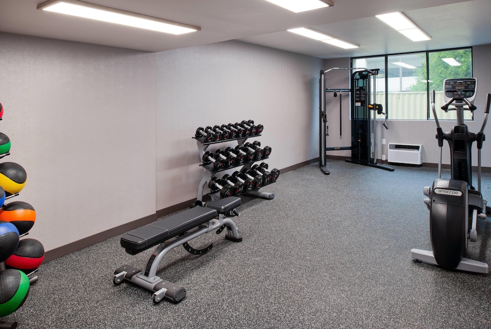 La Quinta Inn & Suites by Wyndham Seattle Sea-Tac Airport 26/48
