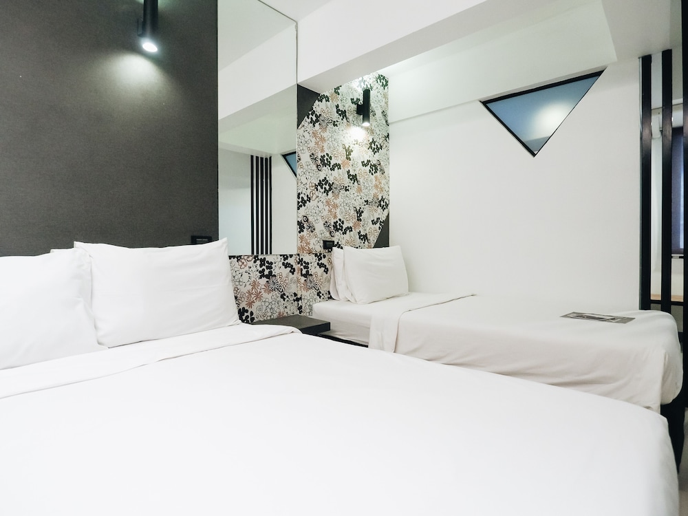 Loyy Hotel 27/53