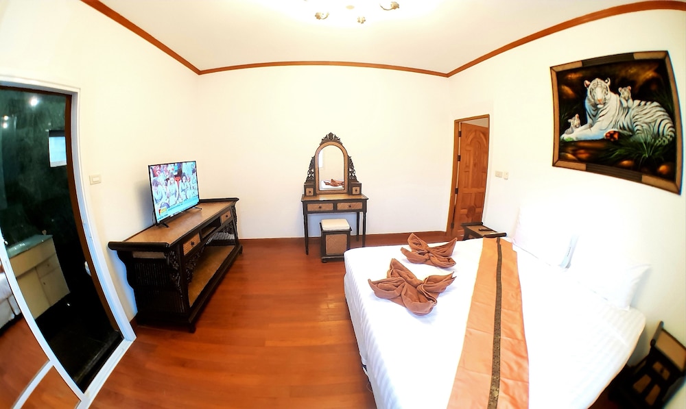 Joopland - Luxury Tropical Villa Pattaya 12/33