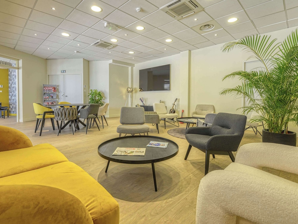 Ibis Cholet 19/36