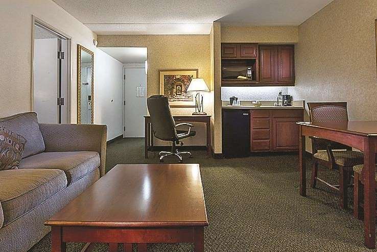 Baymont by Wyndham Norcross Atlanta Price Calendar 10/18