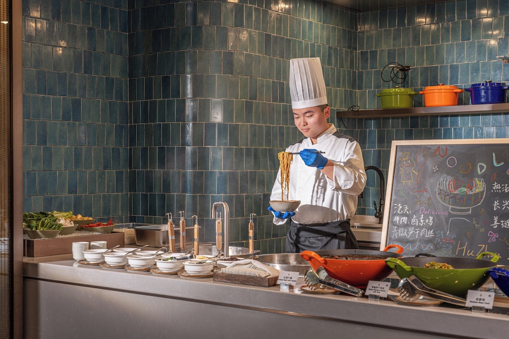 Intercontinental Huzhou Taihu South By Ihg، Huzhou 3/50