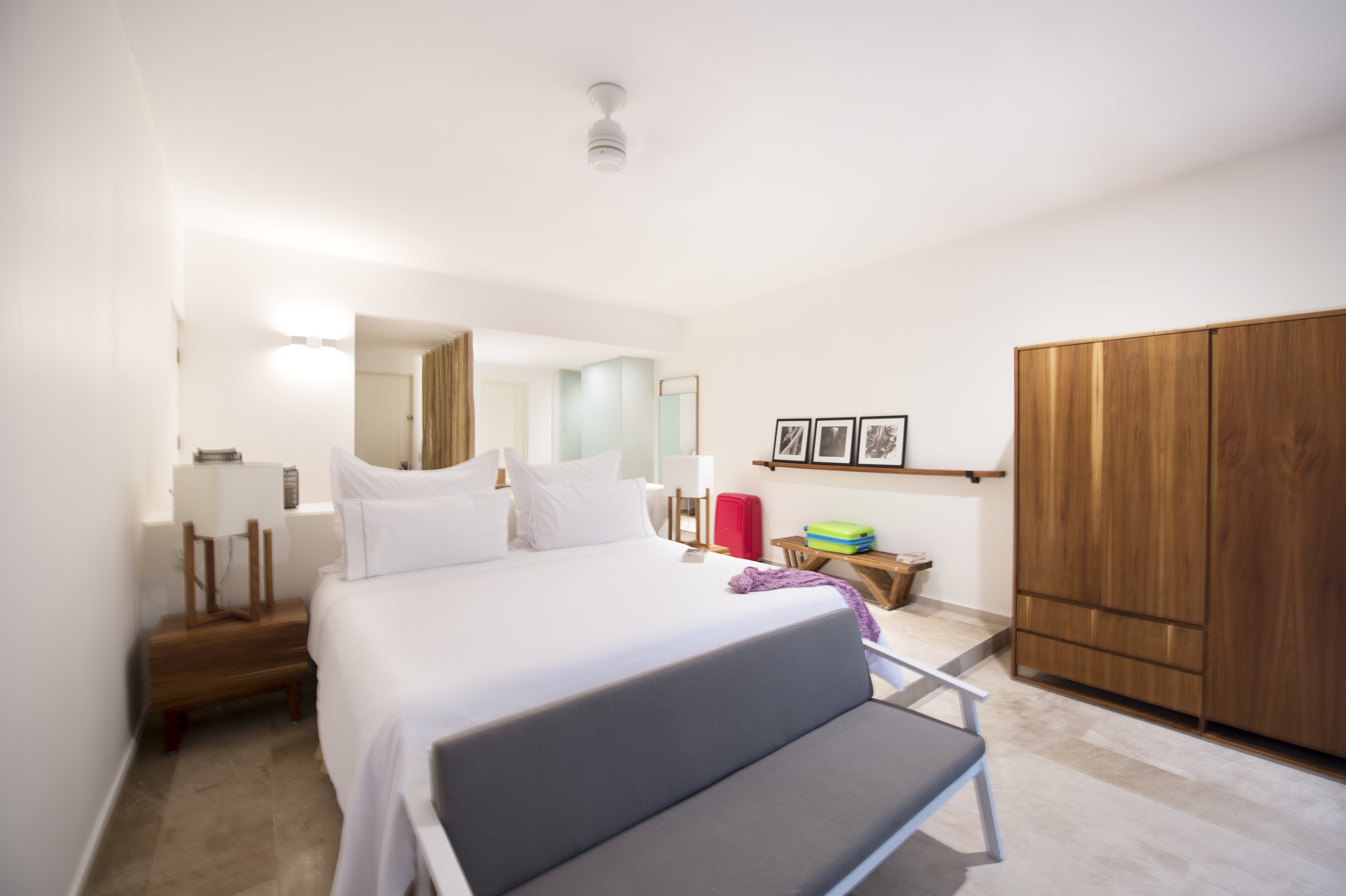 Casita, King Bed