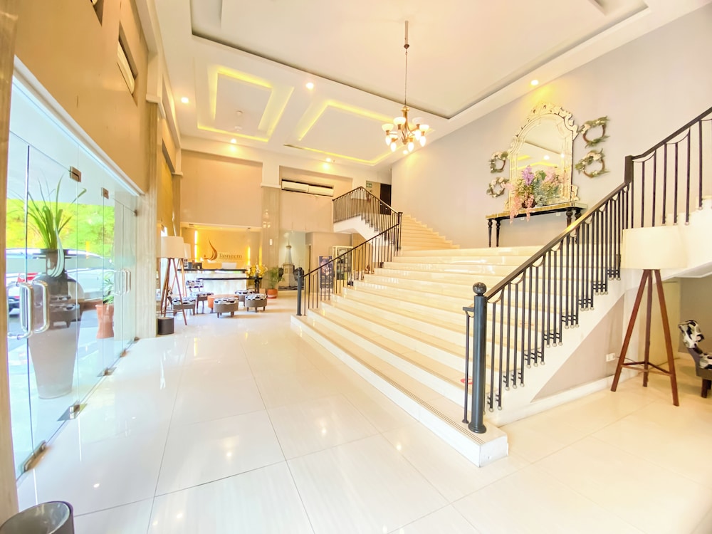 Hotel Tasneem Malioboro Yogyakarta 8/49