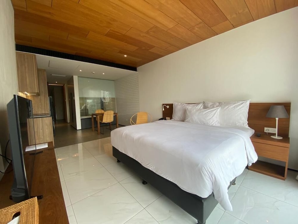 Nagomi Suites & Hotel 8/50