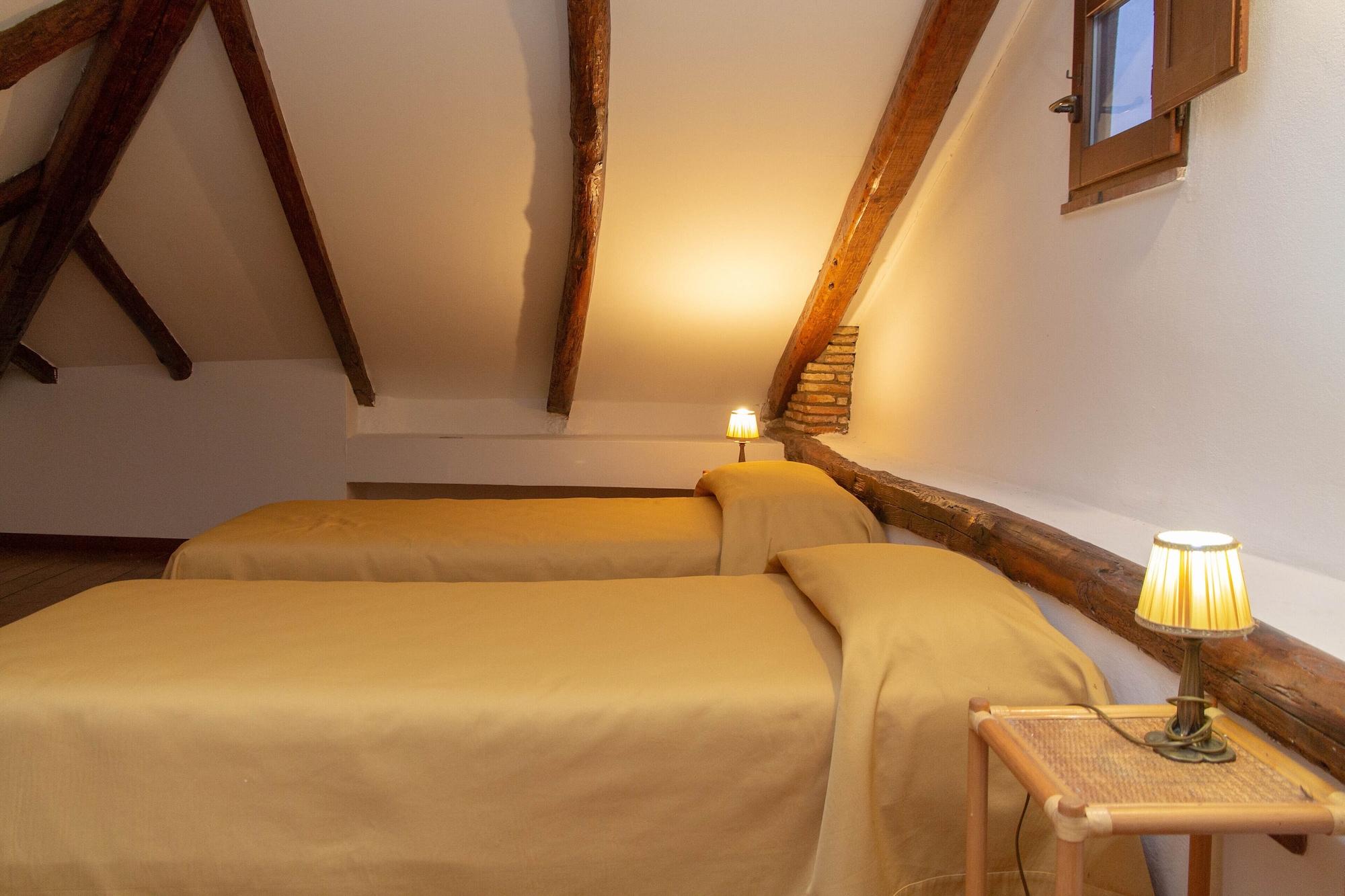 Family, 1 Queen and 1 Single Bed, Sea View
