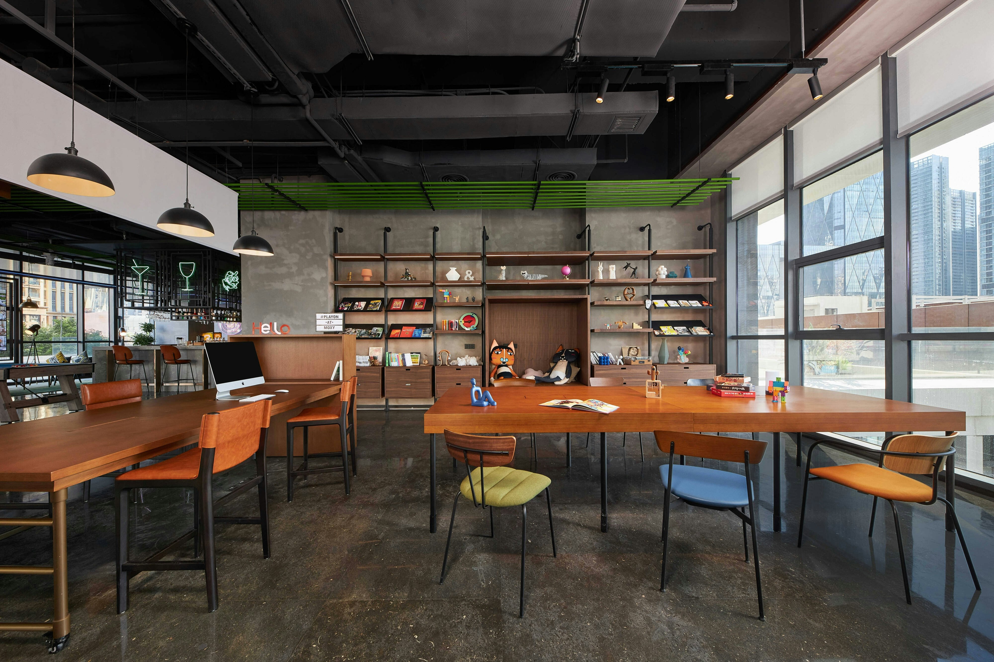 Moxy Shenzhen North Station 8/10