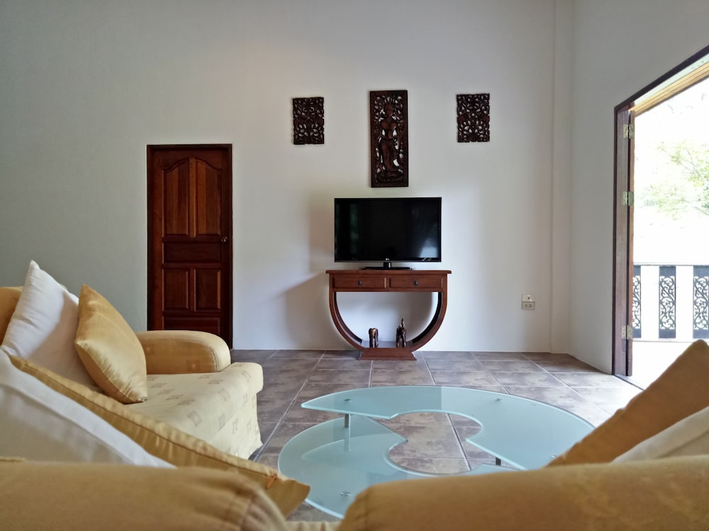 Woodlawn Villas Resort 50/66