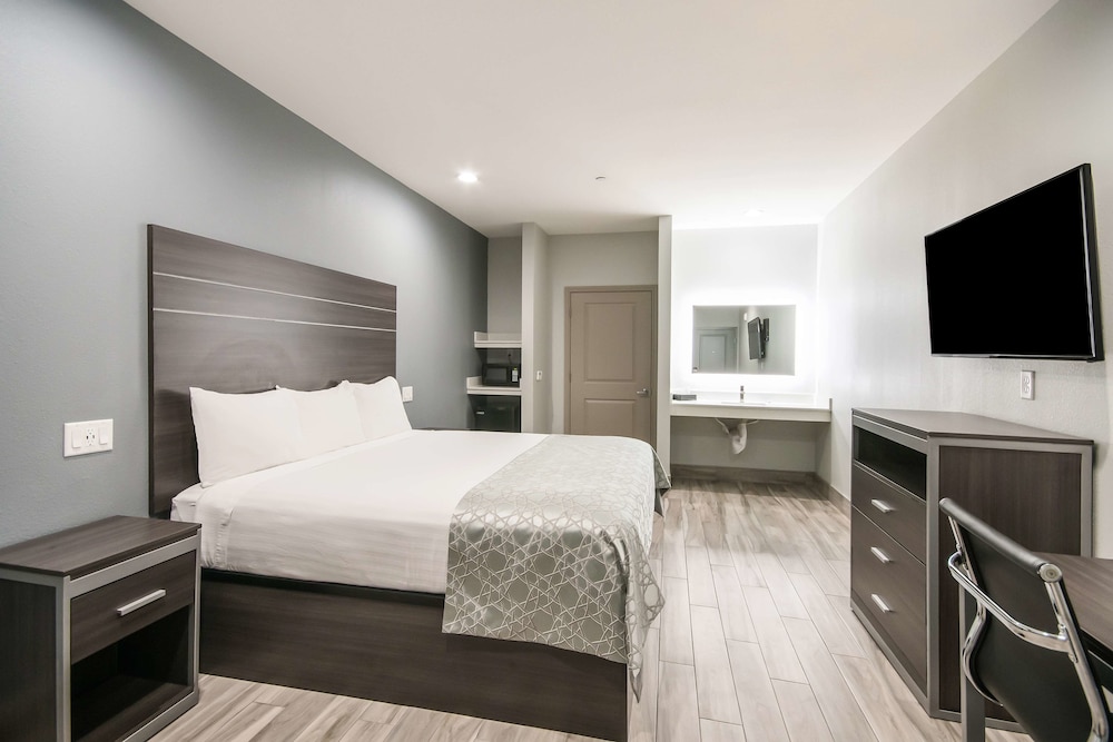 Americas Best Value Inn & Suites Northeast Houston Downtown I-610 10/28