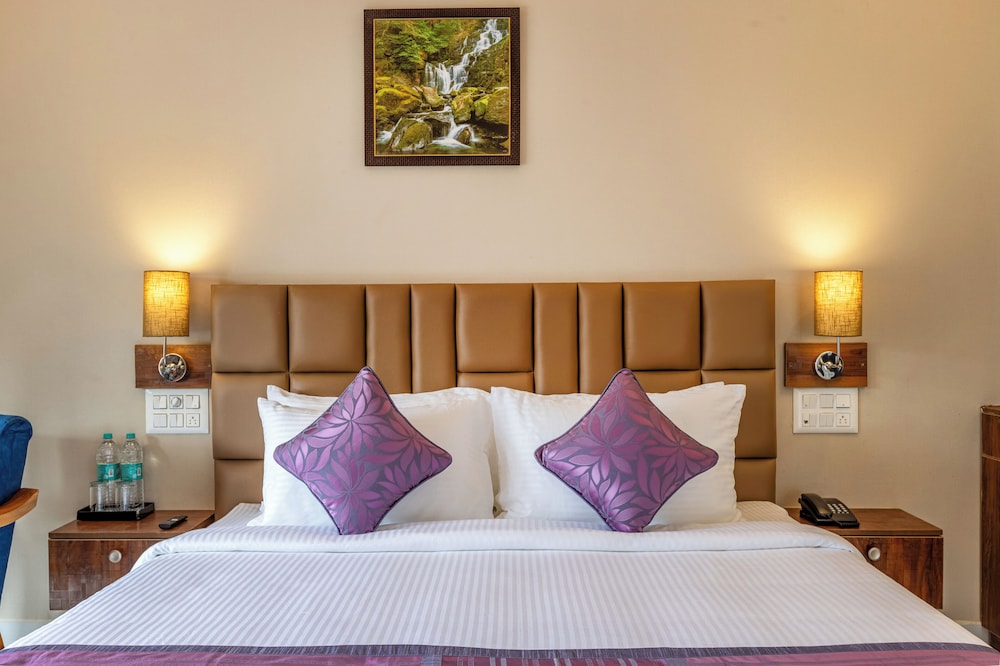Brook Stone Villas By Rai Hospitality 24/47
