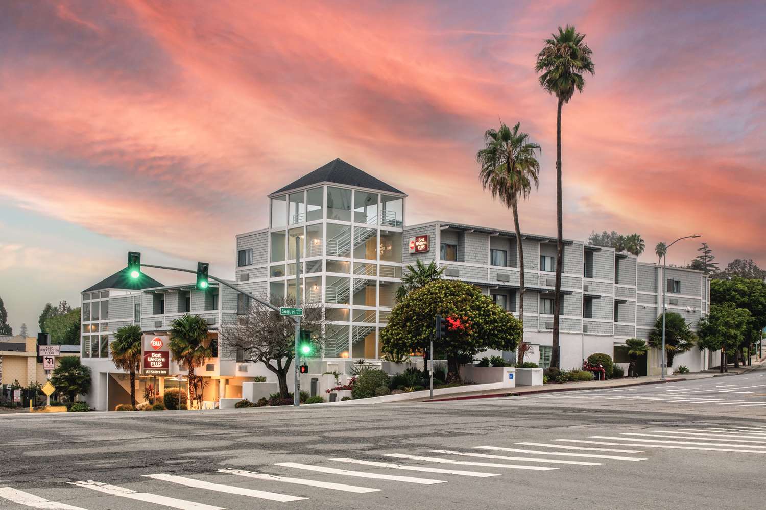 Best Western Plus All Suites Inn 45/47
