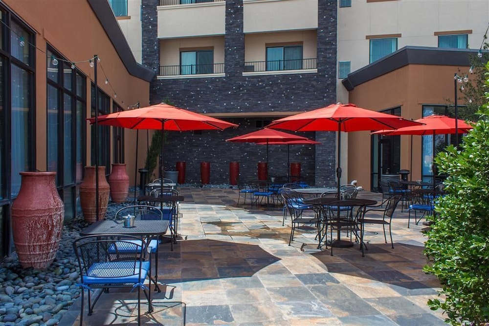 La Quinta Inn and Suites by Wyndham Lubbock Southwest 7/63
