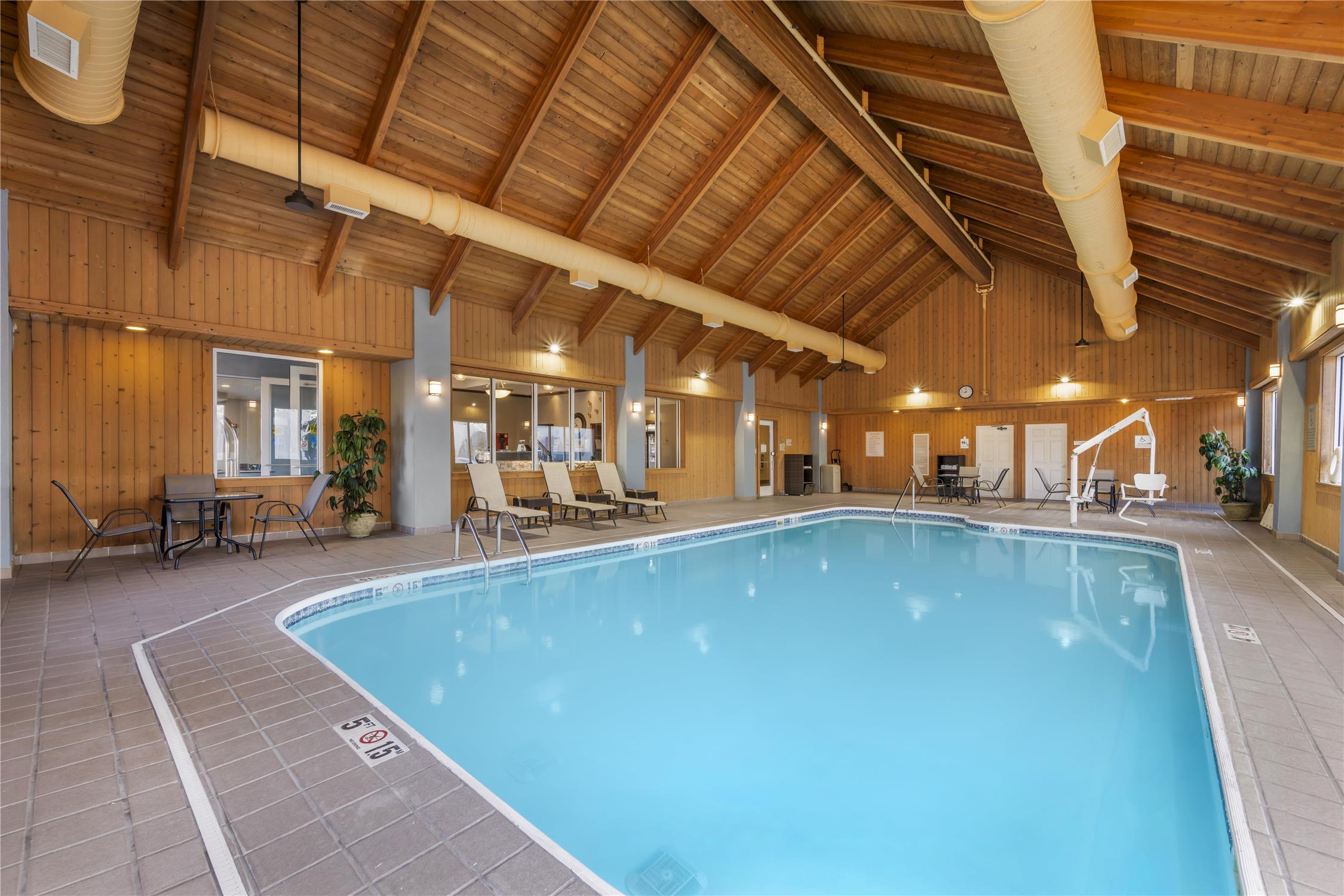 Best Western Port Columbus 22/45