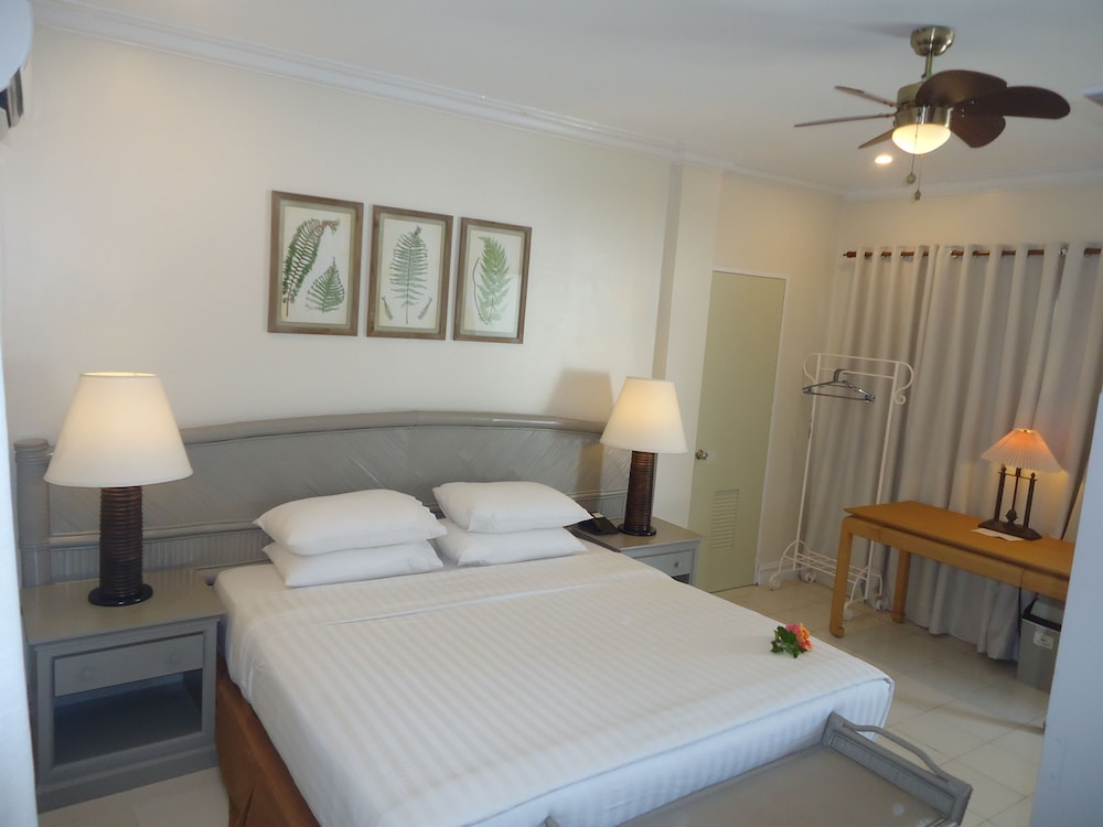 Garden, King Bed