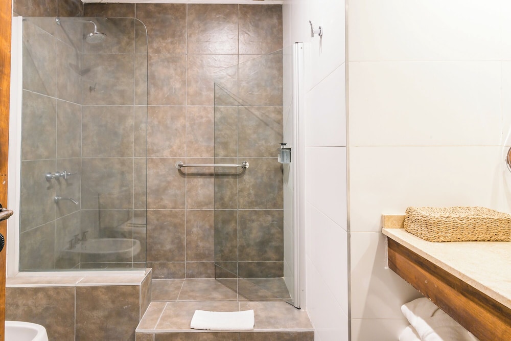 Lares de Chacras 49/50