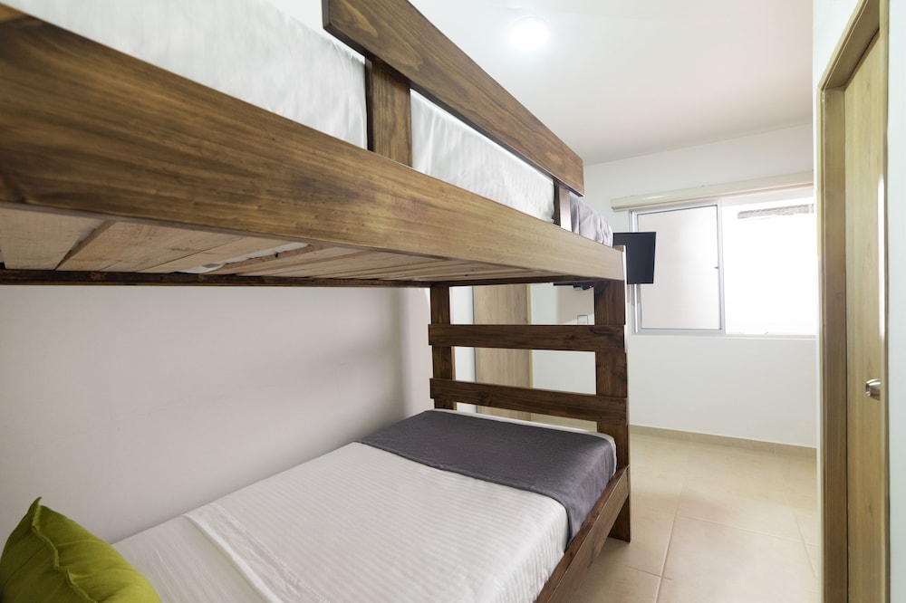 Room, Triple, 1 Double and 1 Single Bed
