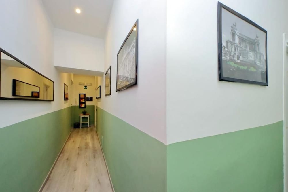 Lucky Holiday Rooms 29/47