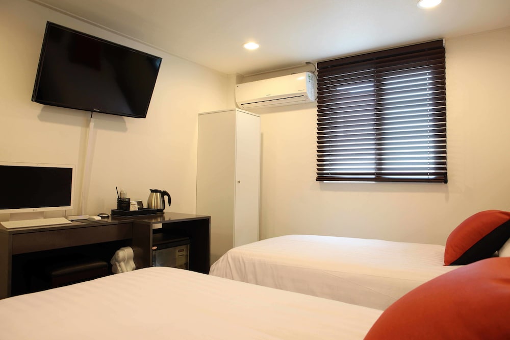 Seoul City Hotel 12/31