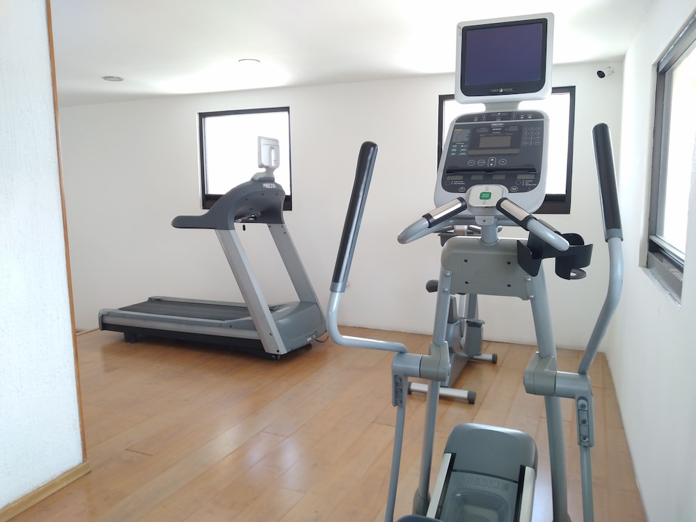 Campestre Inn Hotel And Residences 33/44