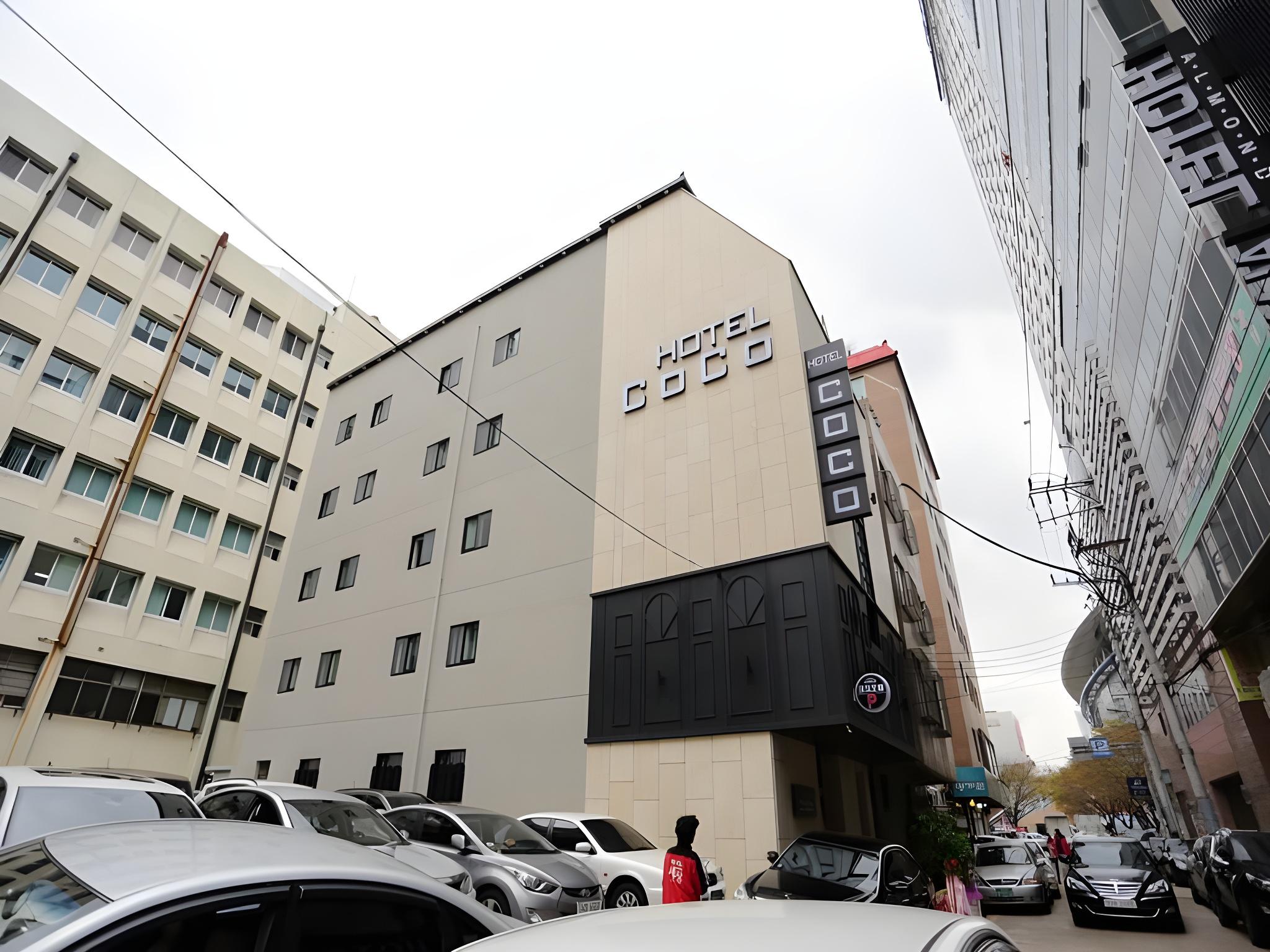 Hotel Coco 8/42