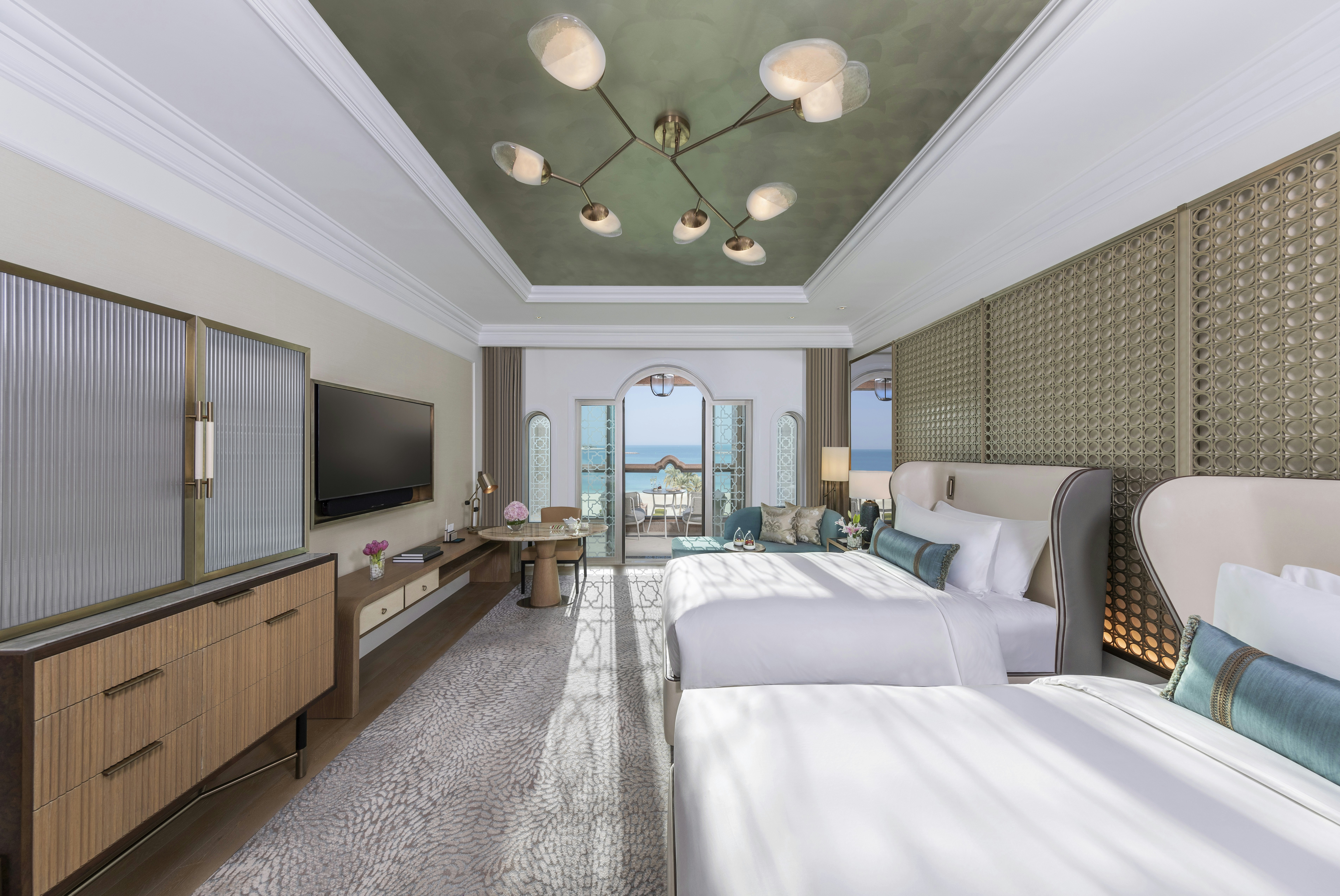 DELUXE, TWIN BEDS, SEA VIEW