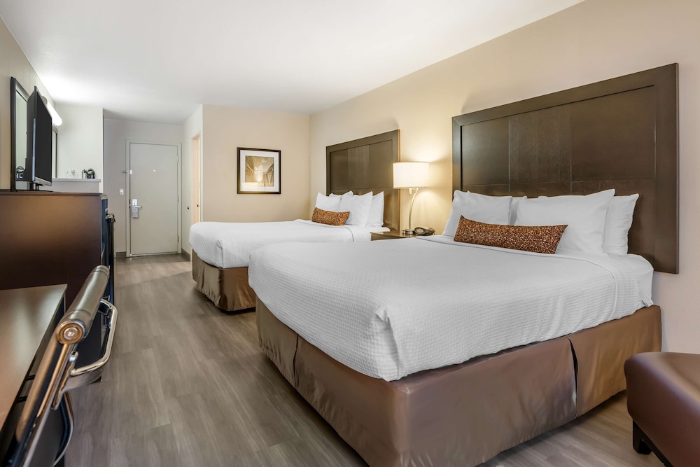 غرفة قياسية بسريرين كوين، Best Western Inn Of Vancouver 6/10