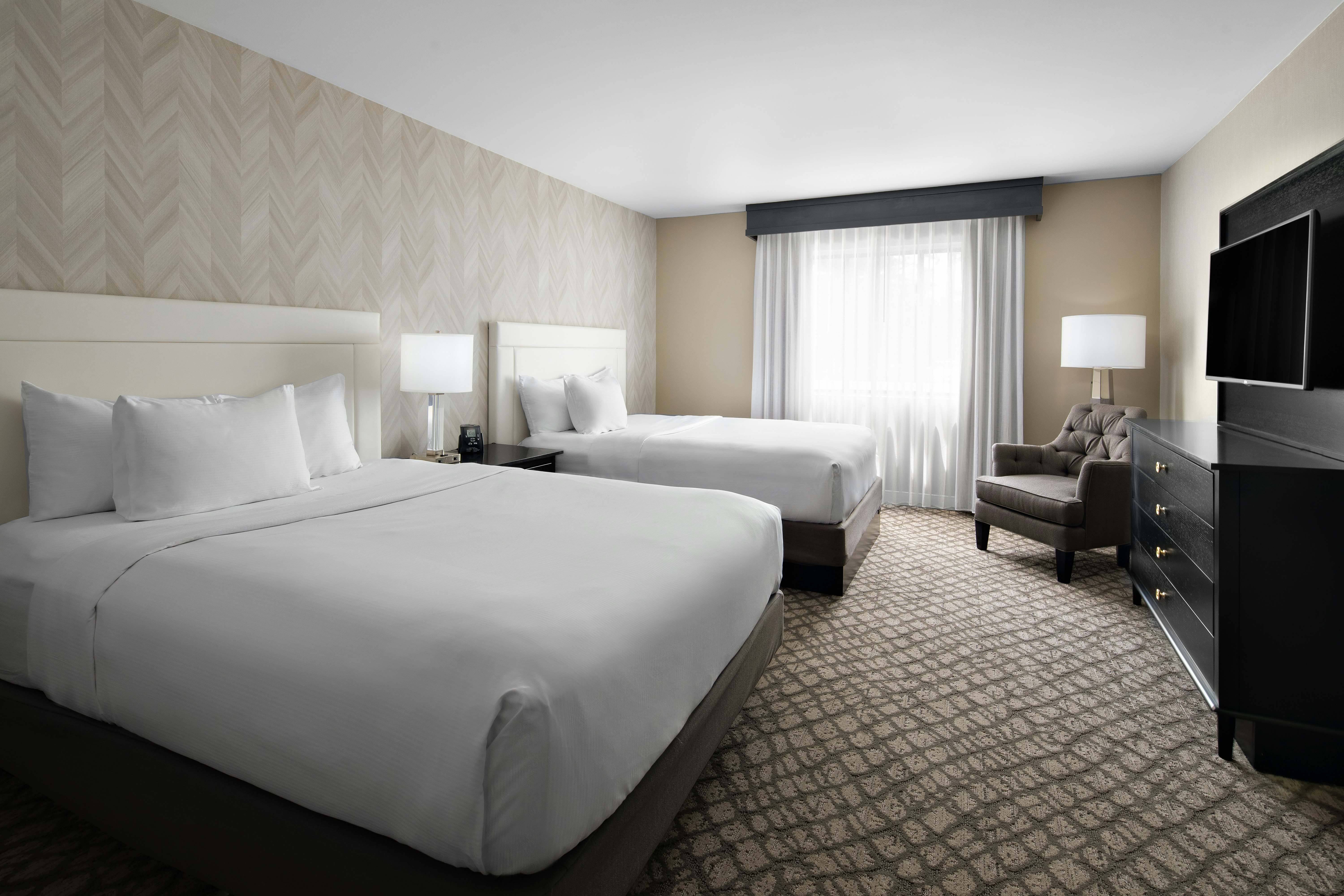 1 BEDROOM, SUITE, 2 QUEEN BEDS