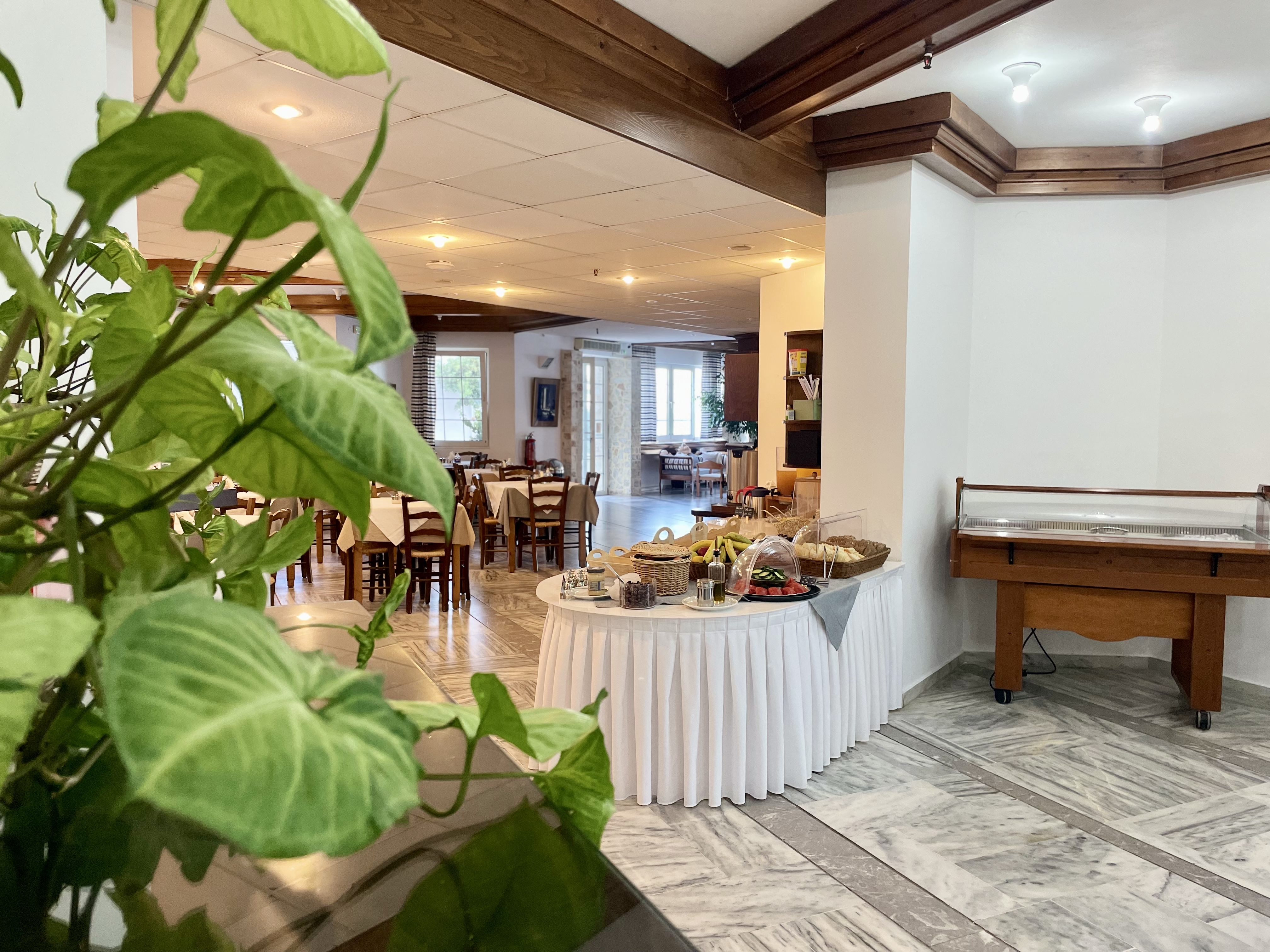 Pal Beach Hotel 28/50