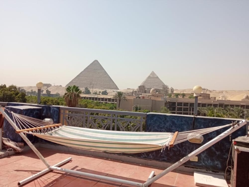 Regency Pyramids View Hotel 38/57