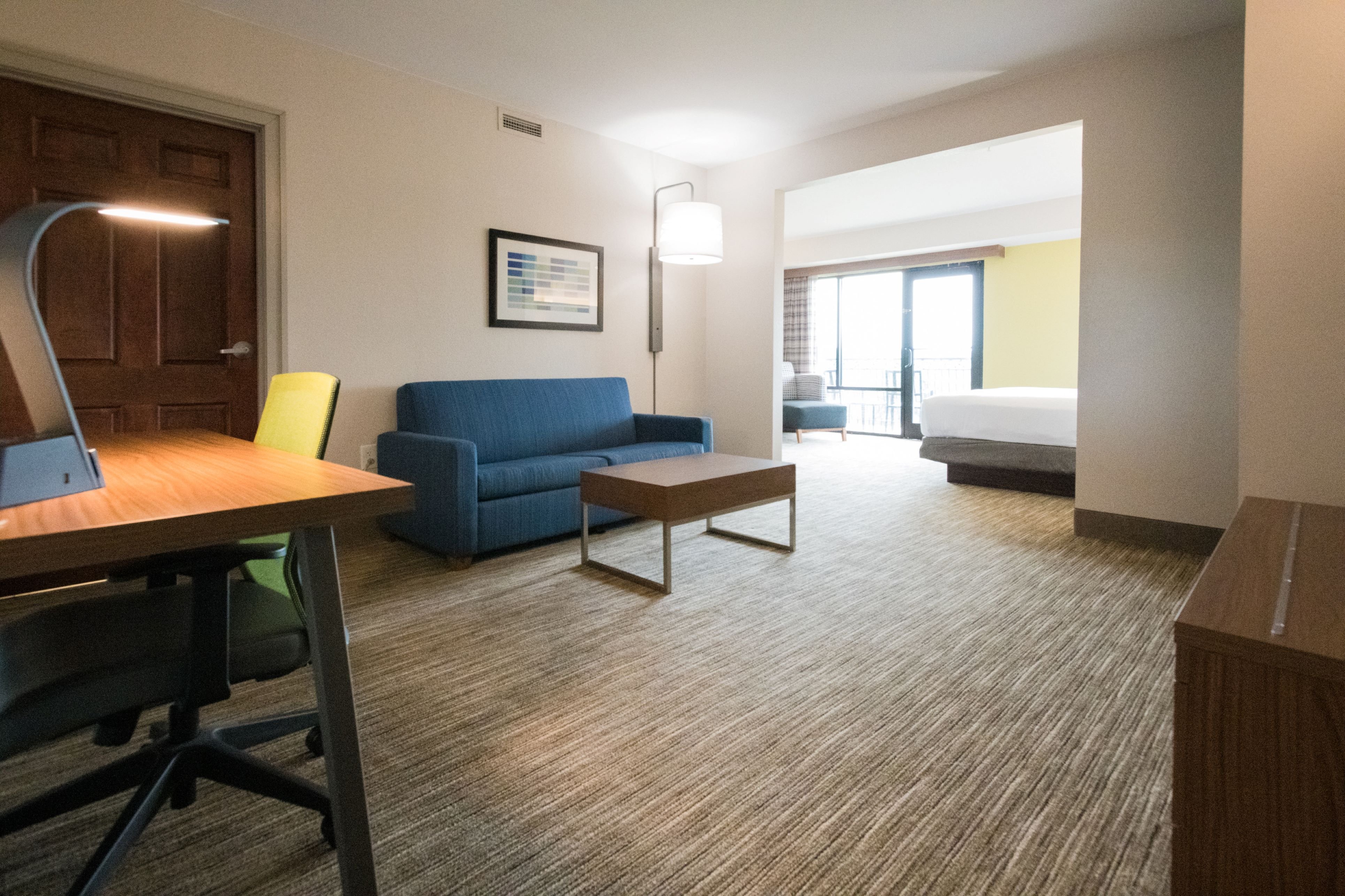 Holiday Inn Express Hotel Suites Lexington Nw the Vineyard 33/50