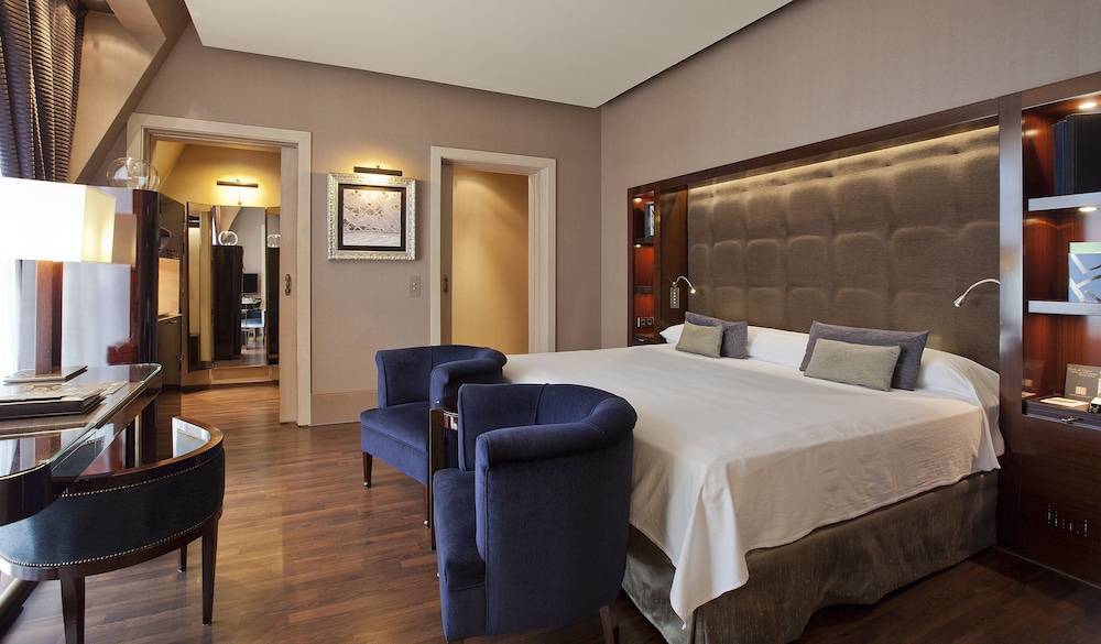 Casa Fuster 24/76